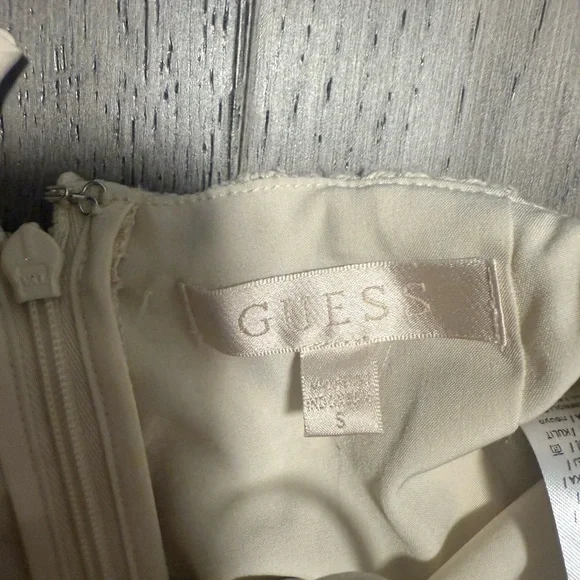 Guess Cream Lace Jumpsuit size small - Picture 3 of 8